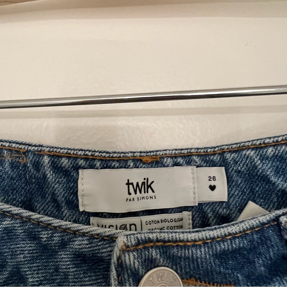 Simons High Rise Denim Jeans - Picture 2 of 3